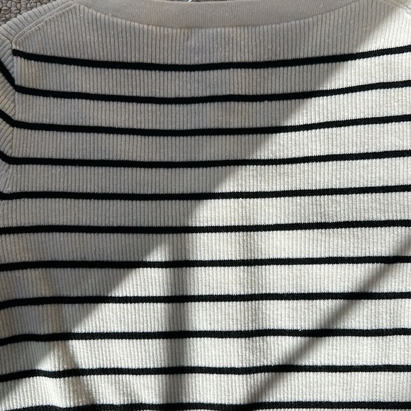 J Crew Women’s Cropped Striped Ribbed Knit Top Small Gold Button Accents - Picture 8 of 8